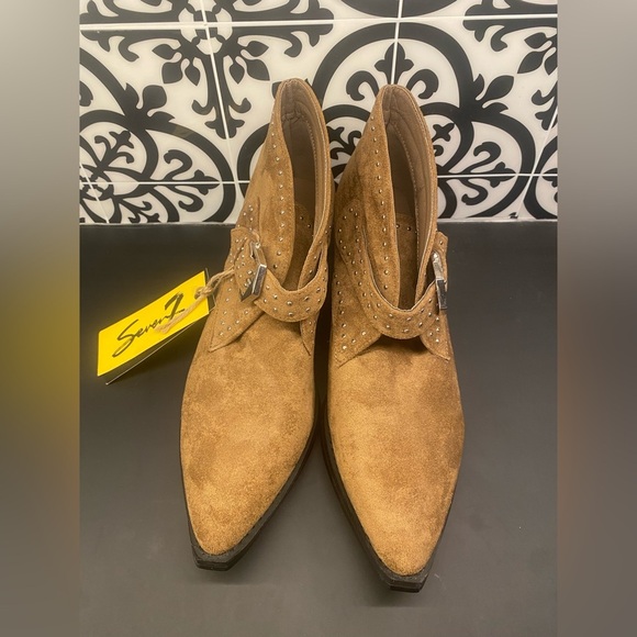 Newww!!Seven7 Dallas Faux Suede Ankle Boot Size 10 - Picture 5 of 10